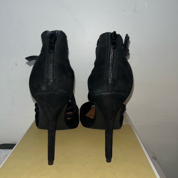Black Steve Madden Suede Heels size 9.5 NWB - Picture 7 of 8